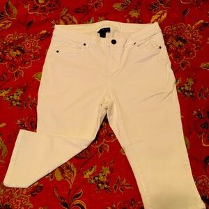 Lane Bryant Skinny Pedal/Capri Jeans. Never been worn. Size 16 Solid White